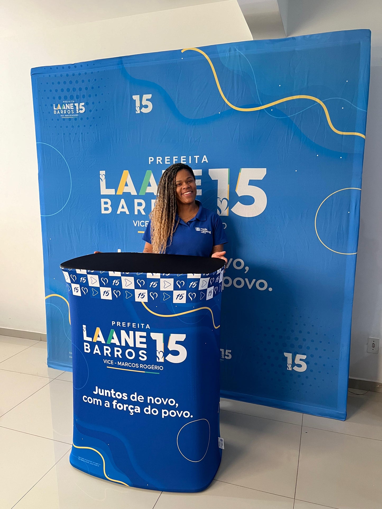 STAND PORTATIL 6 (Com Backdrop Retrátil + Balcão)